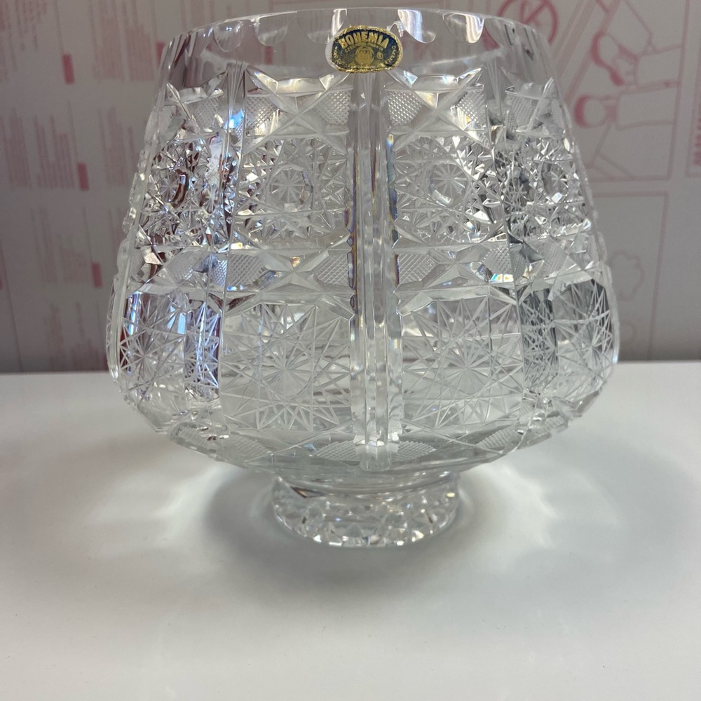 Hand cut crystal Bohemia bowl